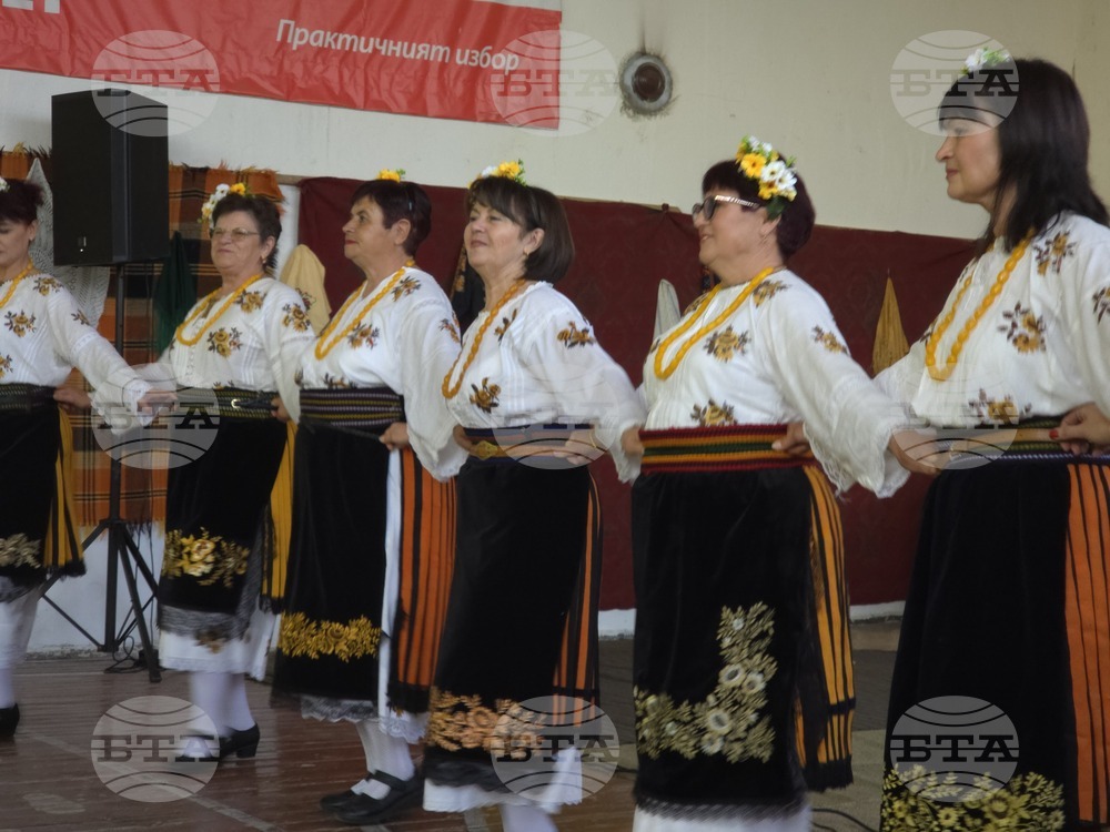 Село Кутово - читалище - „Златорожието танцува“ - проект