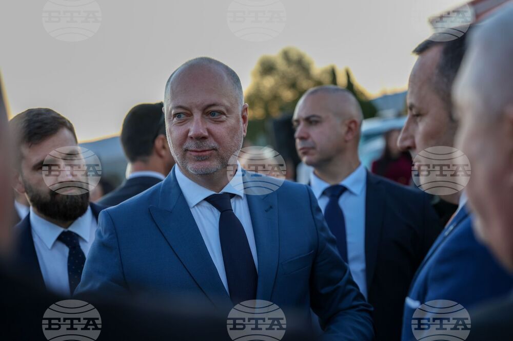Премиерът Росен Желязков откри обновения участък от път Е-79 между Бело поле и Симитли