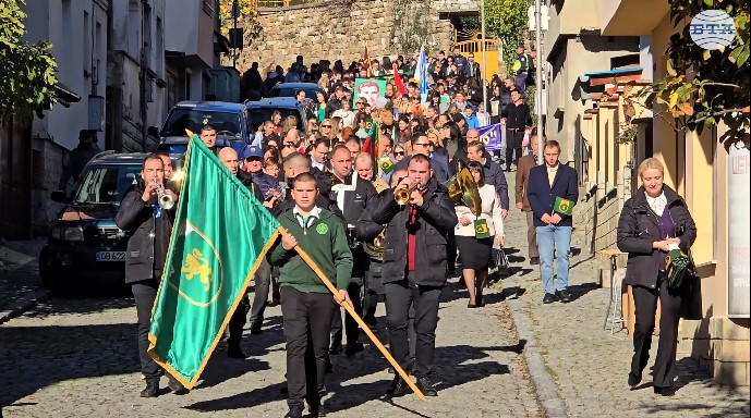В туризма и културата е силата да обединим миналото, настоящето и бъдещето на Тетевен, каза на празника на града кметът Мадлена Бояджиева