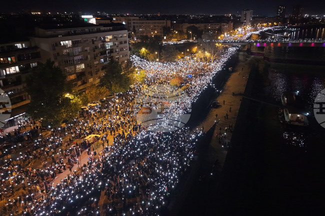 Студенти в Сърбия планират нови антиправителствени протести 