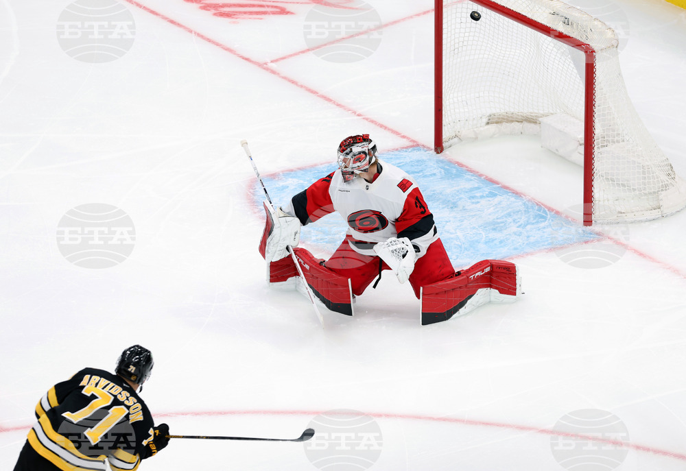 Hurricanes Bruins Hockey