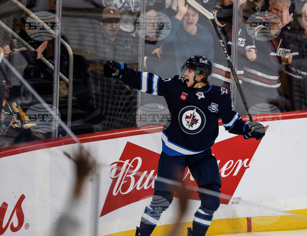 Penguins Jets Hockey