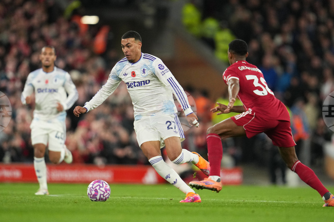 Астън Вила се разбра за нов договор и с Морган Роджърс