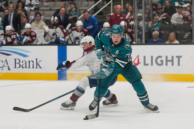 Avalanche Sharks Hockey