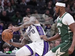 Kings Bucks Basketball