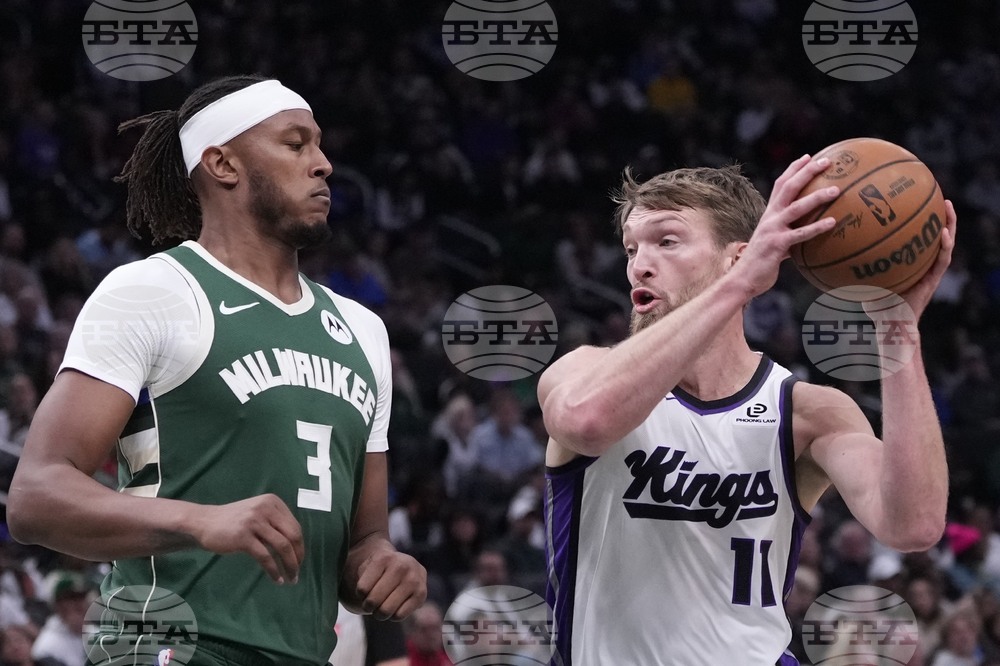 Kings Bucks Basketball