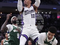 Kings Bucks Basketball