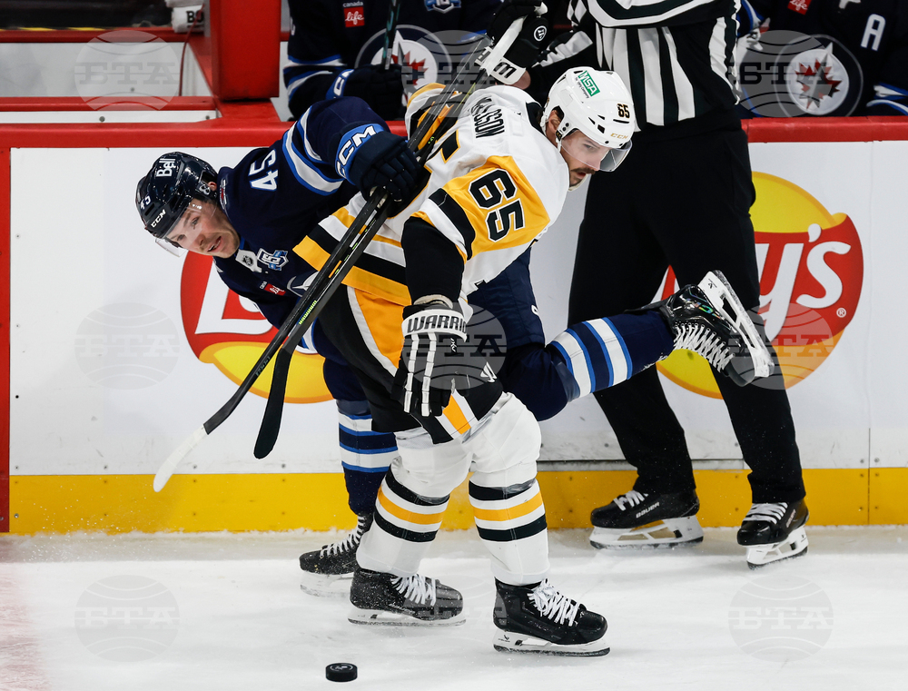 Penguins Jets Hockey