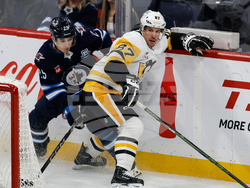 Penguins Jets Hockey