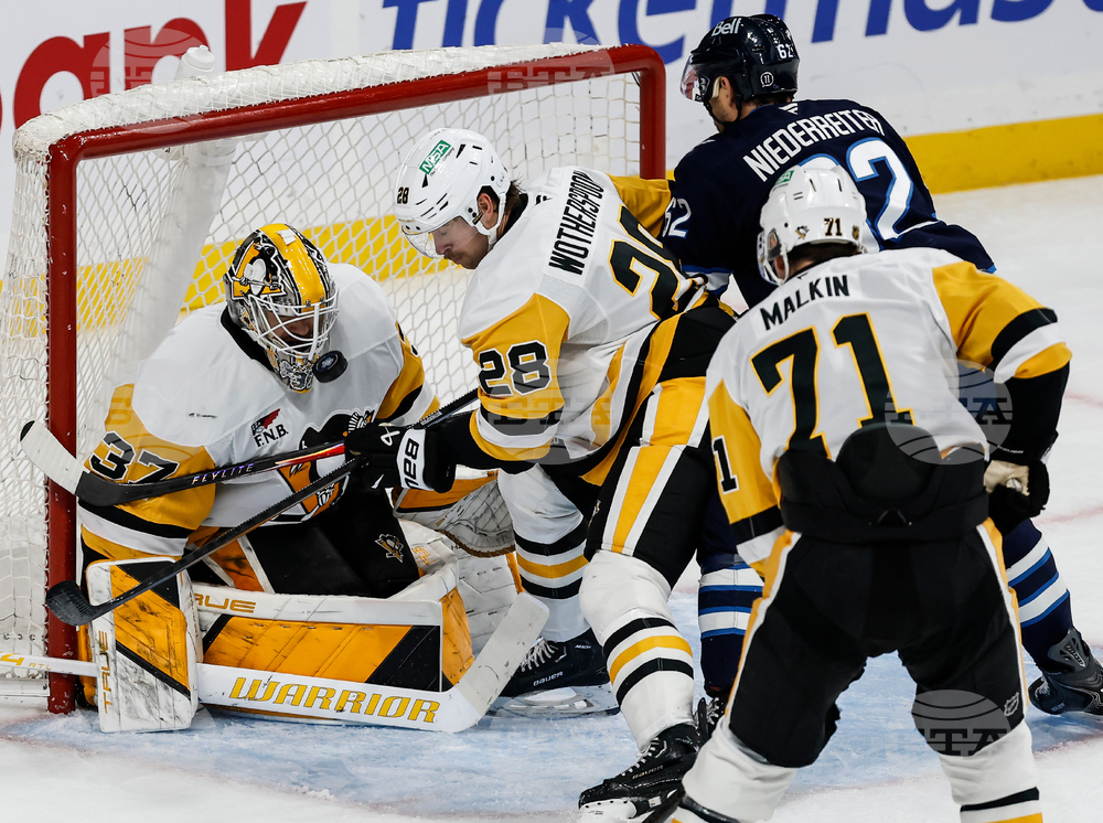 Penguins Jets Hockey