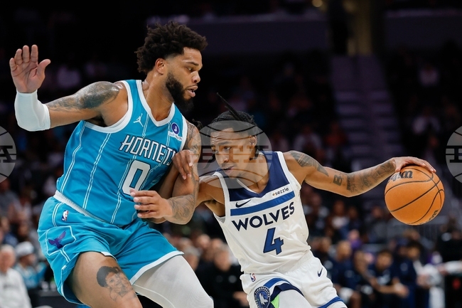 Timberwolves Hornets Basketball