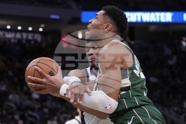 Kings Bucks Basketball