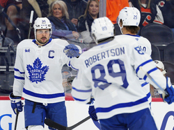 Maple Leafs Flyers Hockey