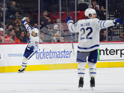 Maple Leafs Flyers Hockey