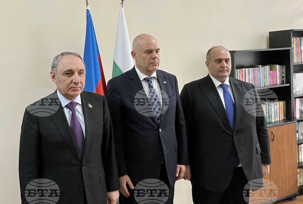 Азербайджан - Баку - Иван Гешев - посещение