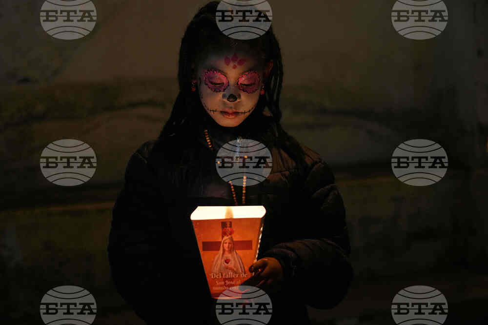 APTOPIX Ecuador Day of the Dead