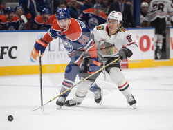 Blackhawks Oilers Hockey