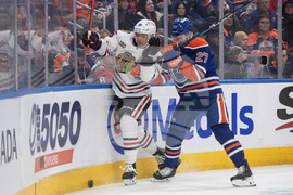 Blackhawks Oilers Hockey