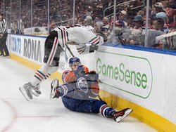 Blackhawks Oilers Hockey