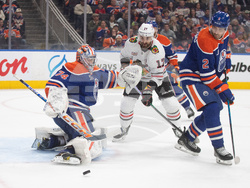 Blackhawks Oilers Hockey