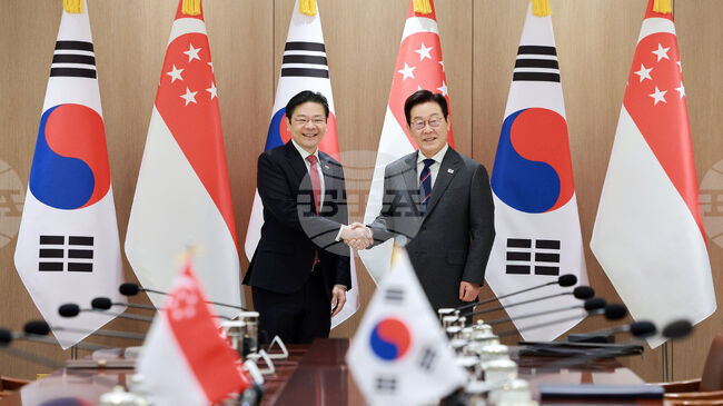 Южна Корея и Сингапур подписаха меморандуми за разбирателство за изкуствения интелект и екологичното корабоплаване