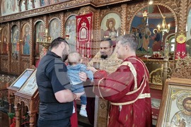 Шумен - храм „Свети Три Светители“ - неделна служба