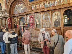 Шумен - храм „Свети Три Светители“ - неделна служба