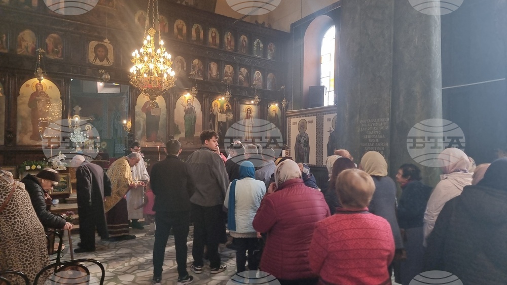 Добрич - неделна литургия