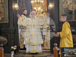 Стара Загора - храм „Света Троица“ - литургия