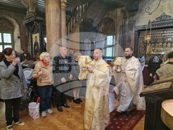 Стара Загора - храм „Света Троица“ - литургия