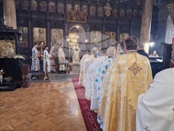 Стара Загора - храм „Света Троица“ - литургия