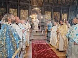 Стара Загора - храм „Света Троица“ - литургия