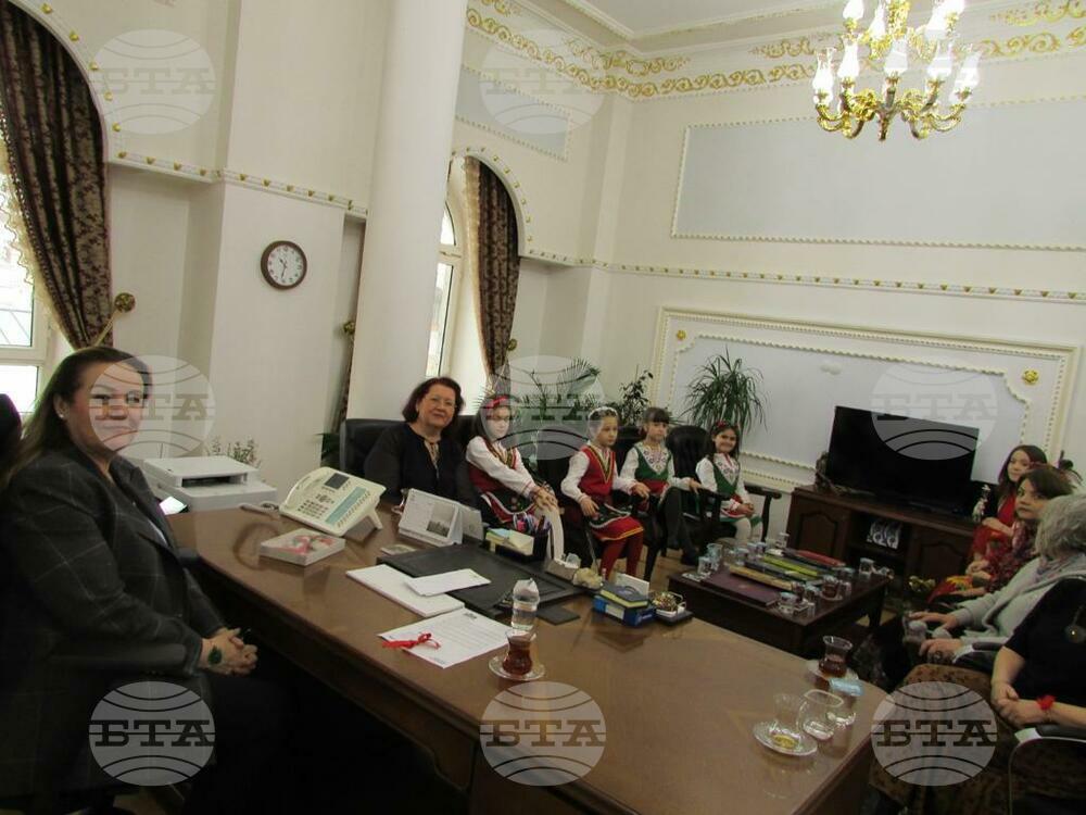 Students From Bulgarian Sunday School St. St. Cyril and Methodius in Istanbul Visit City's Deputy Governor