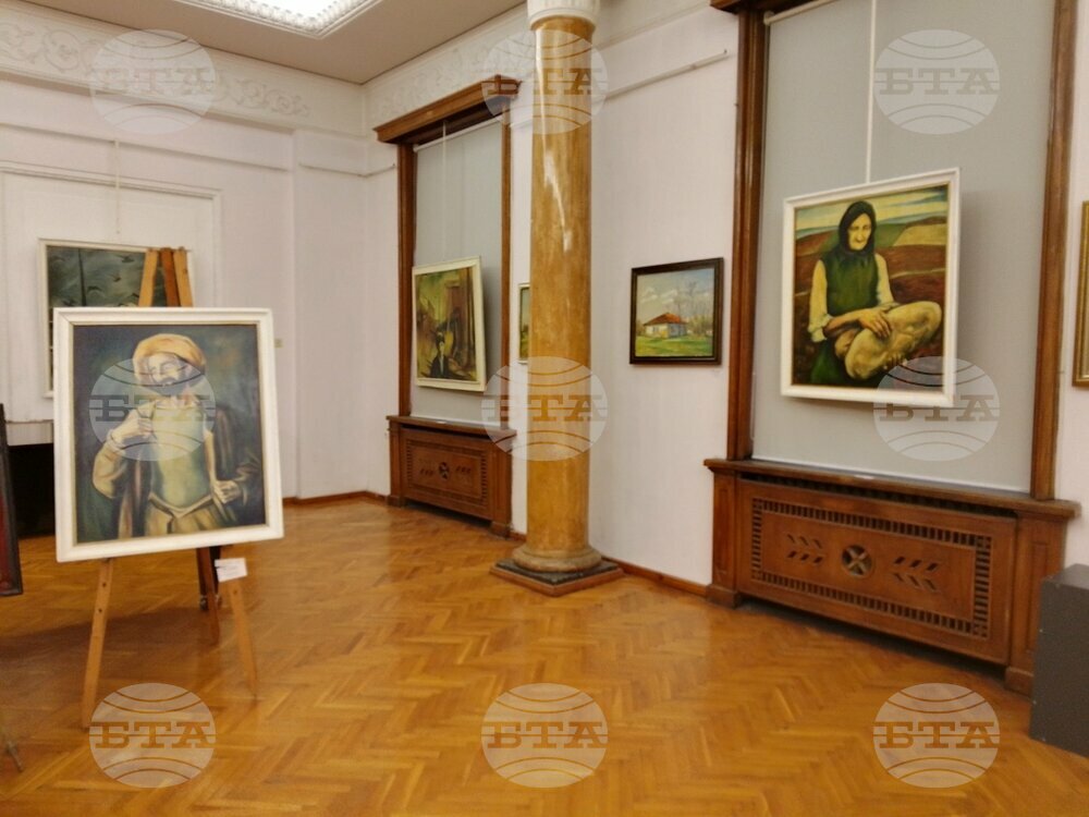Държавният архив в Перник подреди изложба на художника Александър Неговански
