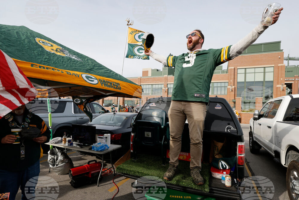 Panthers Packers Football