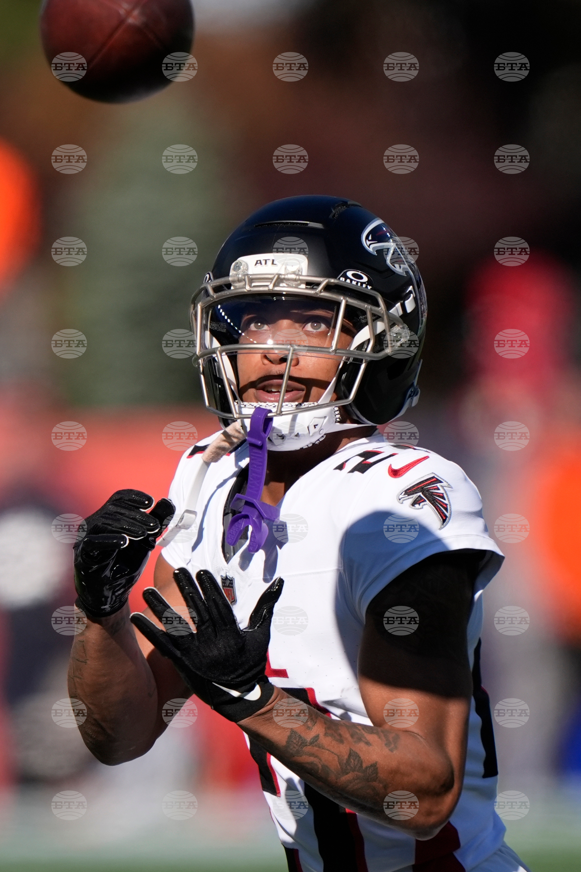 Falcons Patriots Football