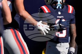 Falcons Patriots Football