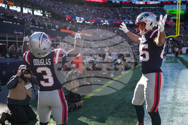 Falcons Patriots Football