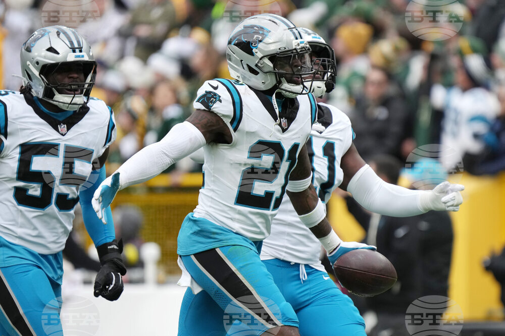 Panthers Packers Football