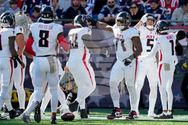 Falcons Patriots Football