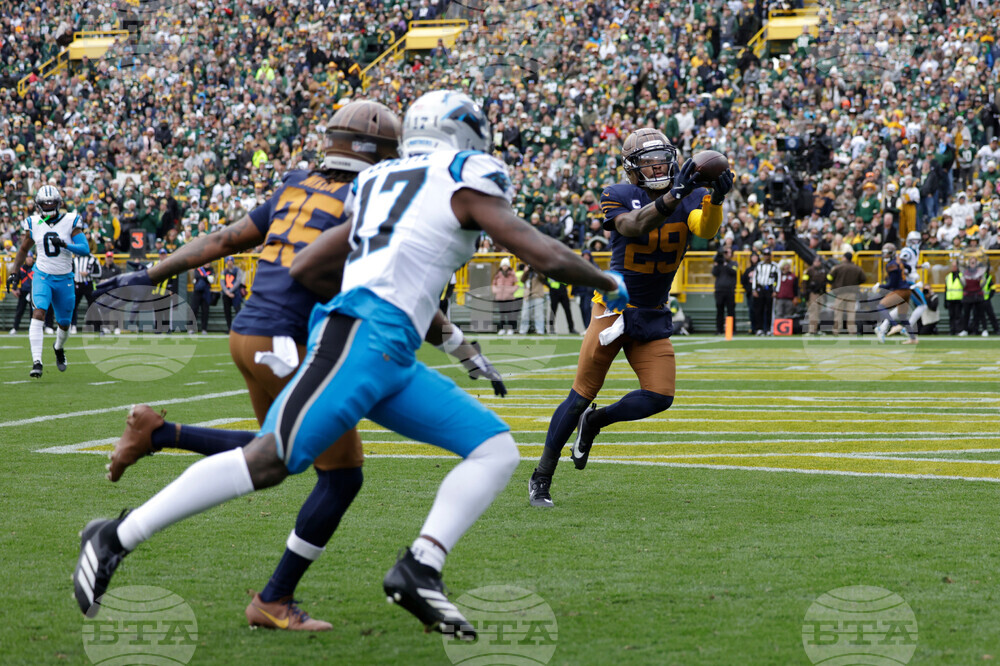 Panthers Packers Football