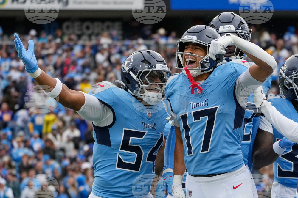 APTOPIX Chargers Titans Football