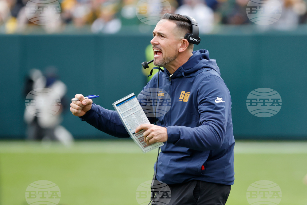 Panthers Packers Football