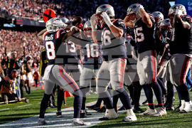 Falcons Patriots Football