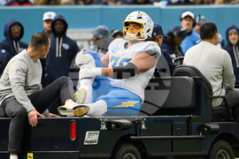 Chargers Titans Football