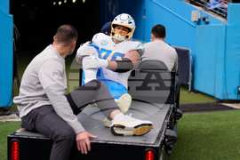 Chargers Titans Football