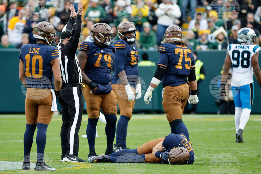 Panthers Packers Football