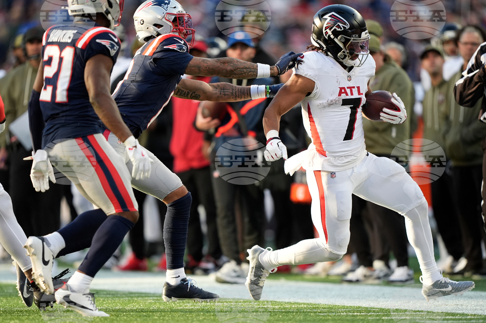 Falcons Patriots Football