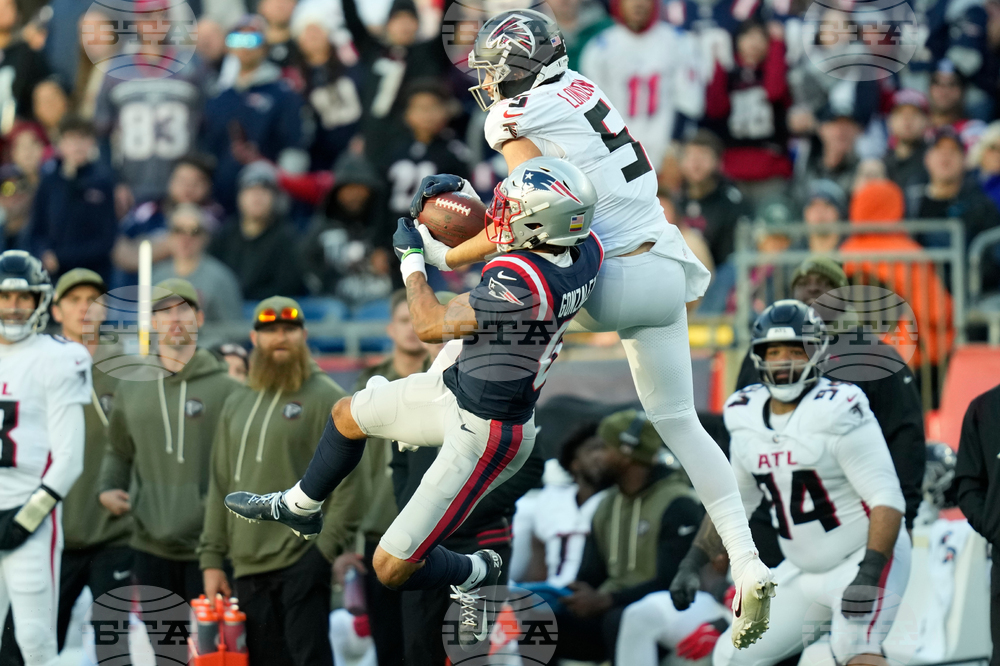 Falcons Patriots Football