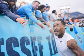 Chargers Titans Football